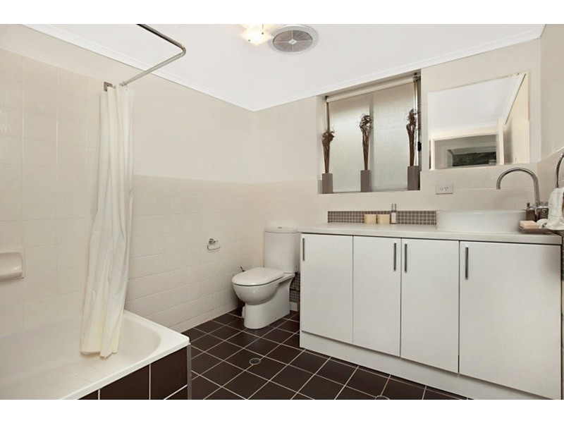 18/3 Noblet Street, Findon SA 5023