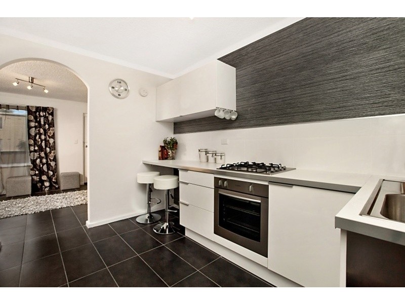 18/3 Noblet Street, Findon SA 5023