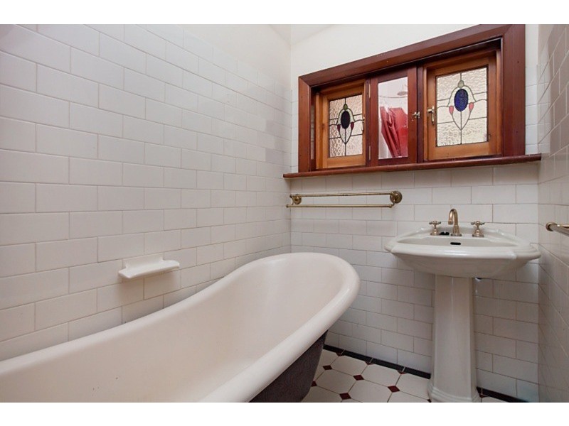 5 Hobart Crescent, Manningham SA 5086