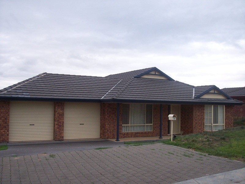 18 River Walk, Walkley Heights SA 5098