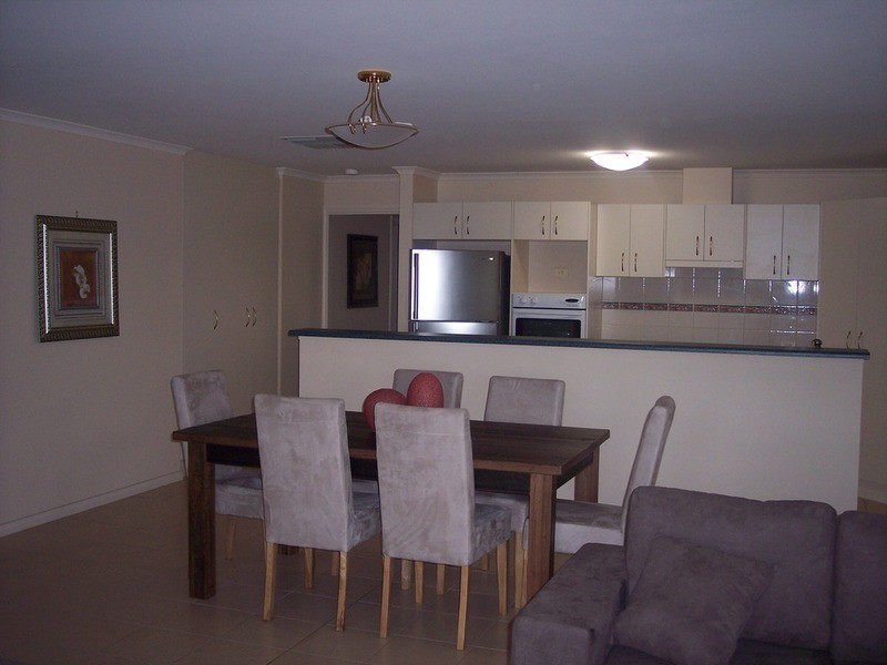 18 River Walk, Walkley Heights SA 5098