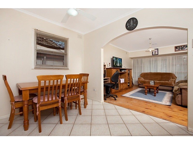 20 Karong Avenue, Brahma Lodge SA 5109