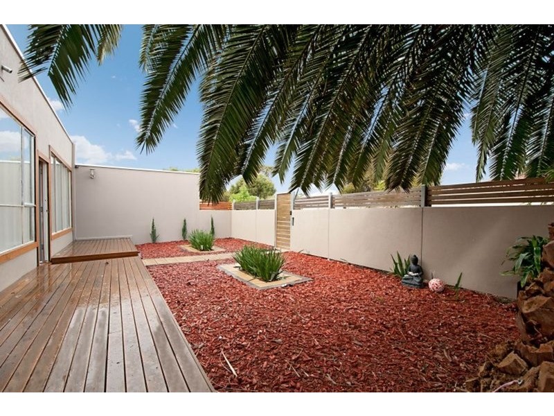 8 Cedar Avenue, Greenacres SA 5086