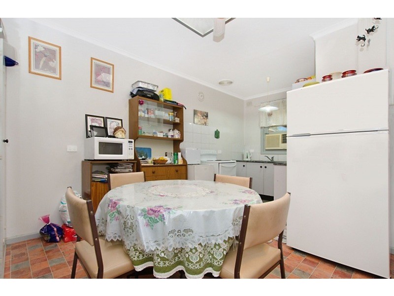 8 Bartlett Street, Elizabeth Downs SA 5113