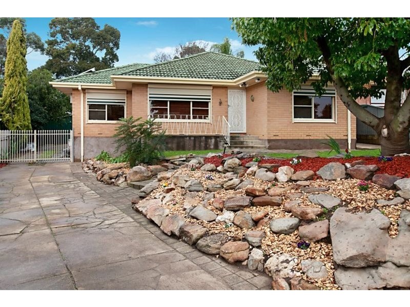 11 Carolan Crescent, Valley View SA 5093