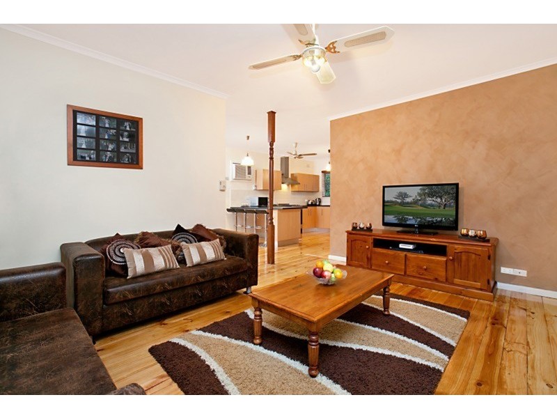 11 Carolan Crescent, Valley View SA 5093