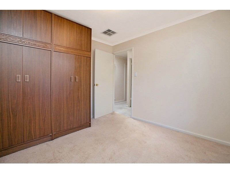18 County Street, Hillcrest SA 5086