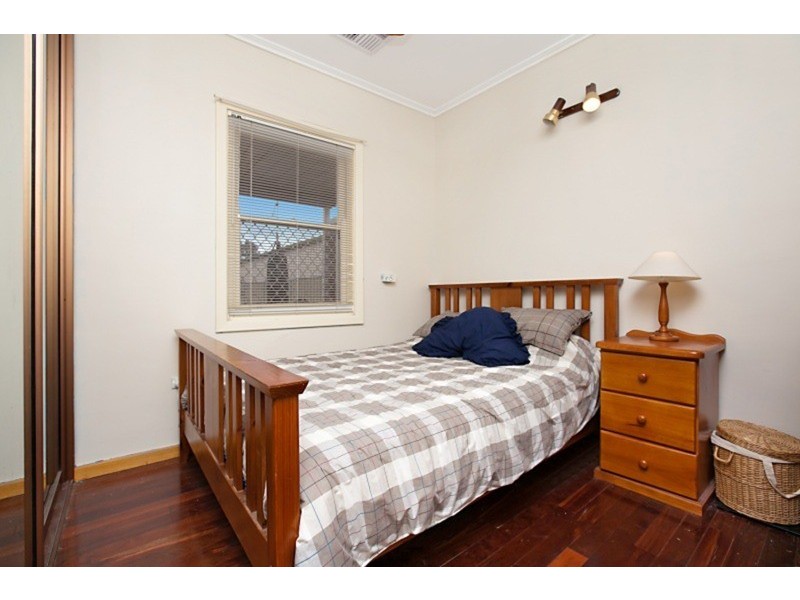 15 MARNHULL Street, Elizabeth Grove SA 5112