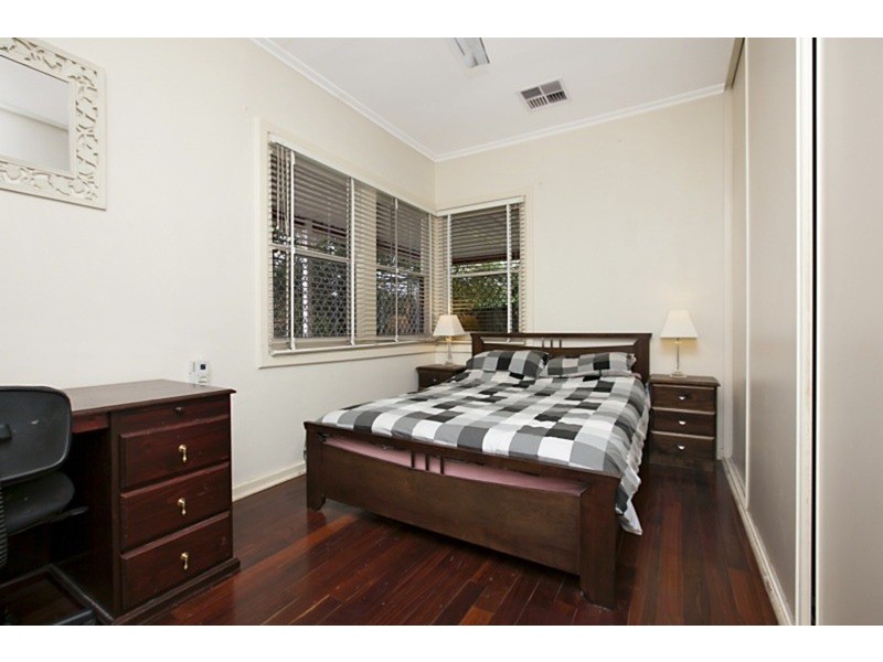 15 MARNHULL Street, Elizabeth Grove SA 5112