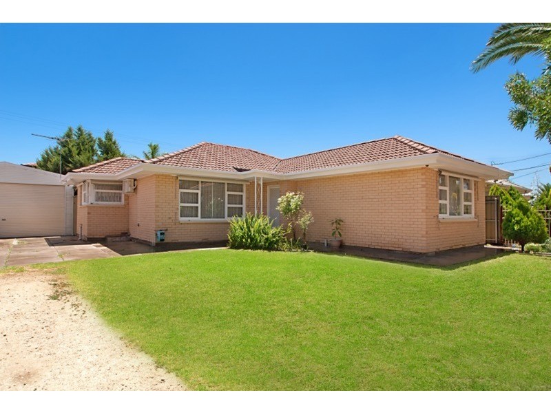 33 Augusta Street, Hillcrest SA 5086