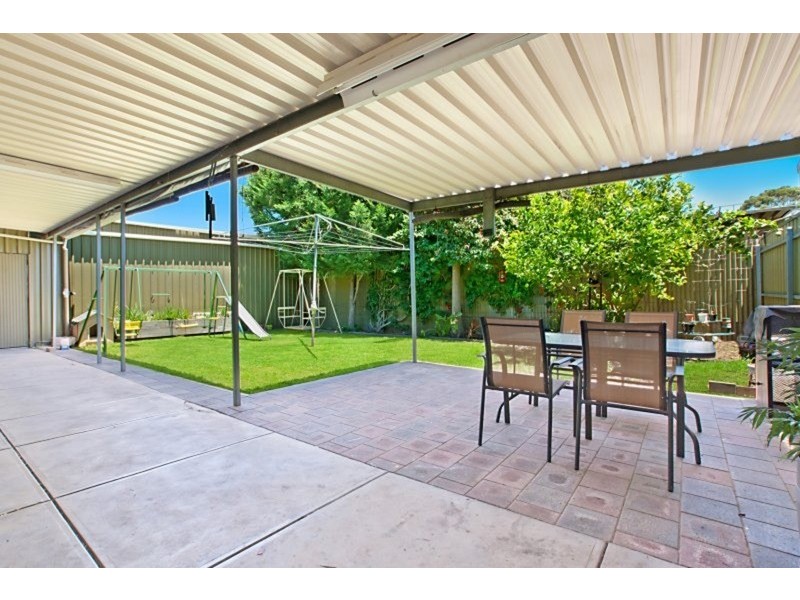 33 Augusta Street, Hillcrest SA 5086