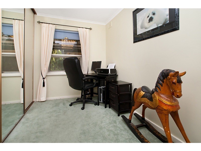 24 Boronia Drive, Hope Valley SA 5090