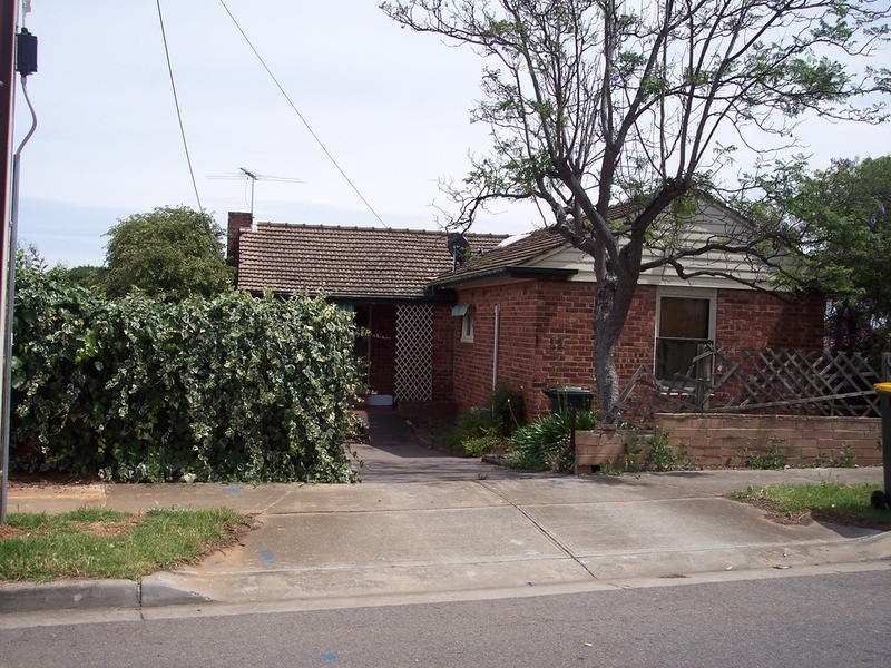 11 Deakin Street, Blair Athol SA 5084