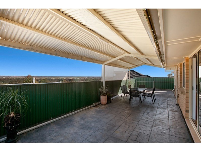 14a GWENDER Terrace, Para Hills SA 5096