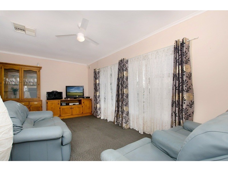 61 Redward Avenue, Greenacres SA 5086