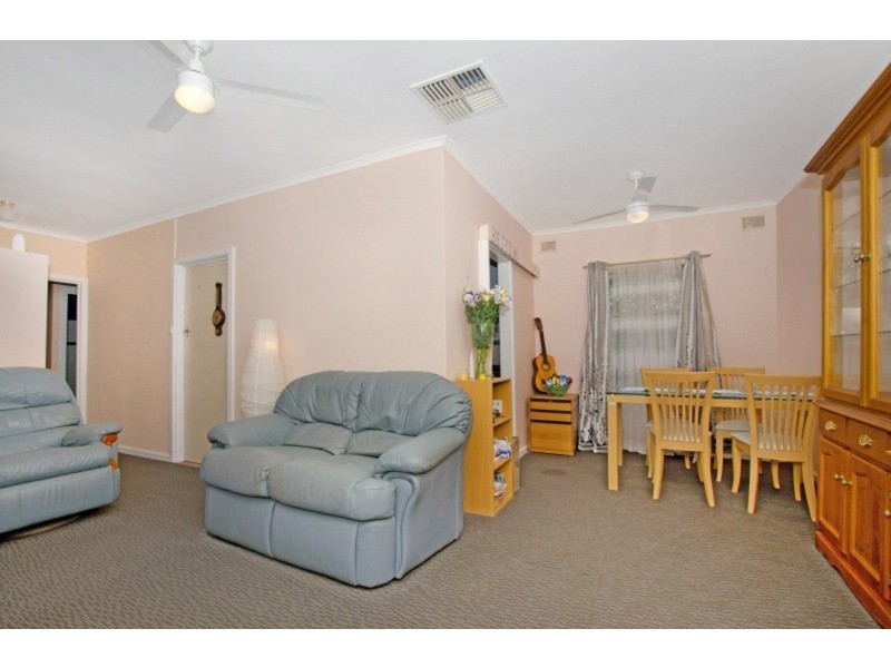 61 Redward Avenue, Greenacres SA 5086