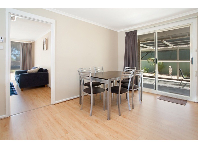 40 WOODCOCK Crescent, Para Hills West SA 5096