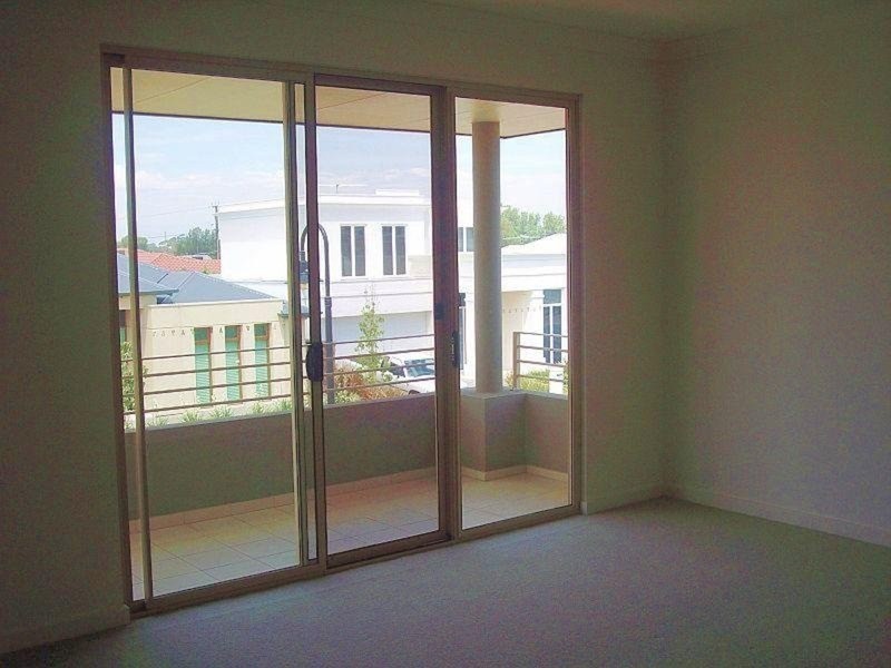 11 Medallion Drive, Grange SA 5022