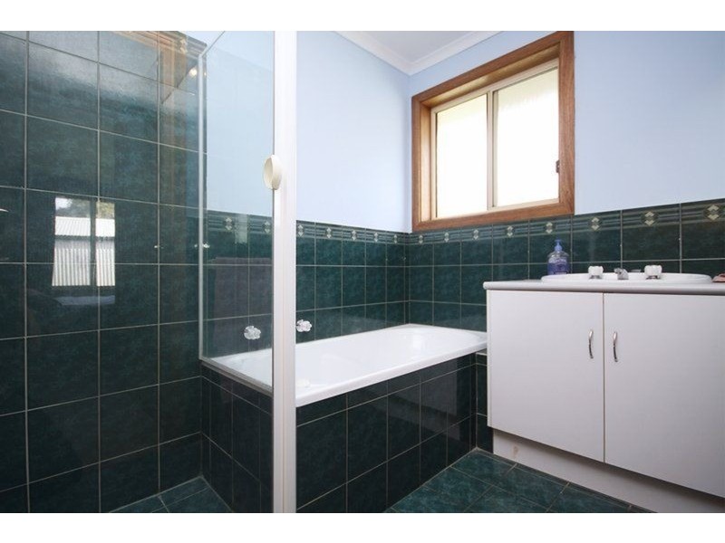 9 birdwood Road, Greenacres SA 5086