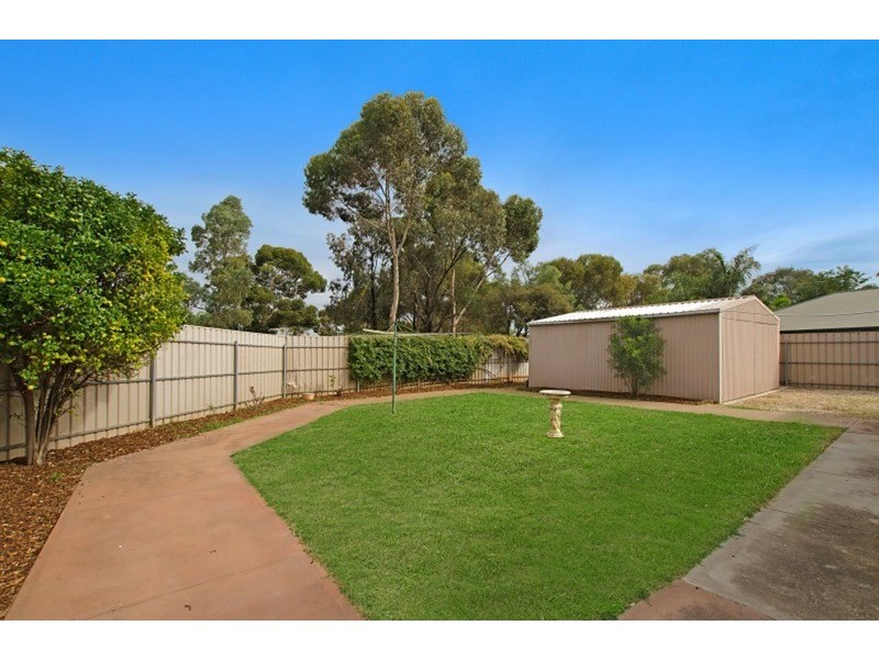 10 Falcon Drive, Parafield Gardens SA 5107
