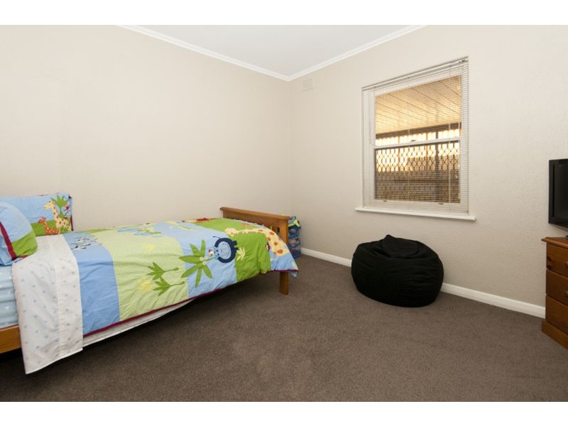 18 Windsor Avenue, Clearview SA 5085