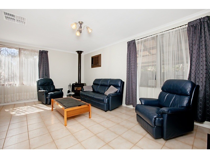 9 Harmer Court, Para Hills West SA 5096