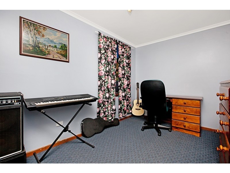 9 Harmer Court, Para Hills West SA 5096