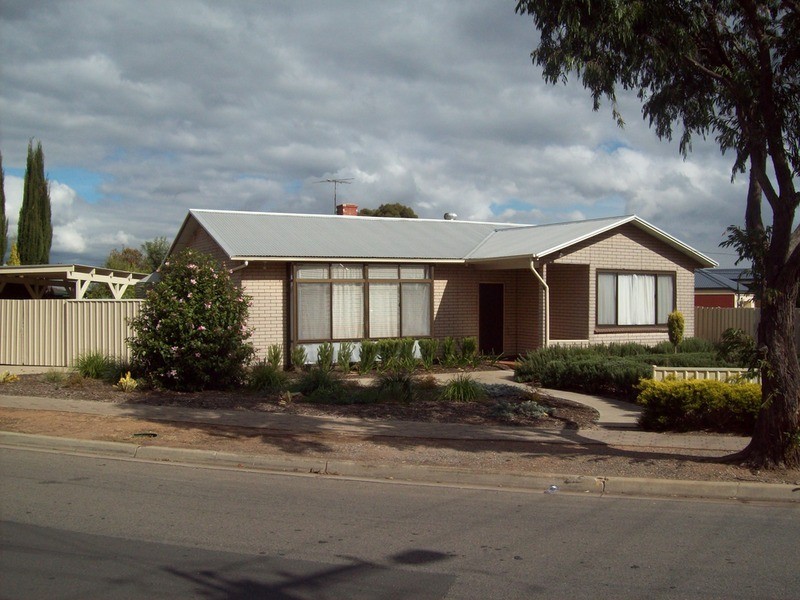 9 Queensborough Street, Hillcrest SA 5086