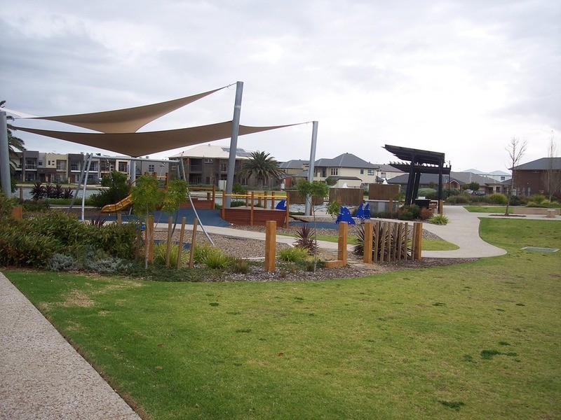 15 Cathedral Circuit, Mawson Lakes SA 5095