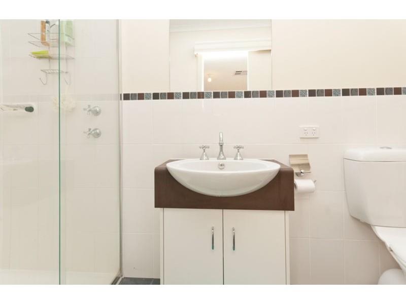 2/3 Banrock Place, Mawson Lakes SA 5095