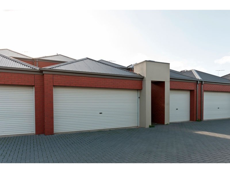 2/3 Banrock Place, Mawson Lakes SA 5095