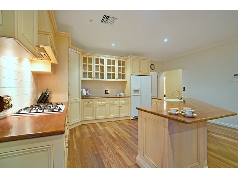 2 Silvereye Court, Tea Tree Gully SA 5091