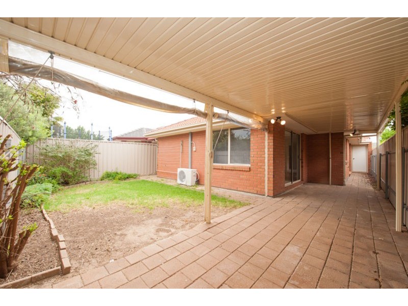 5 Montacute Drive, Oakden SA 5086