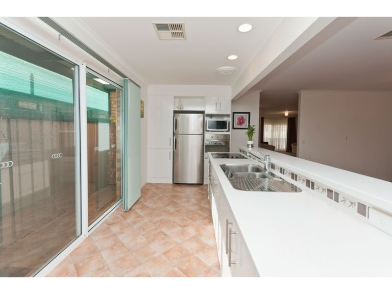 24 Regent Gardens Drive, Oakden SA 5086