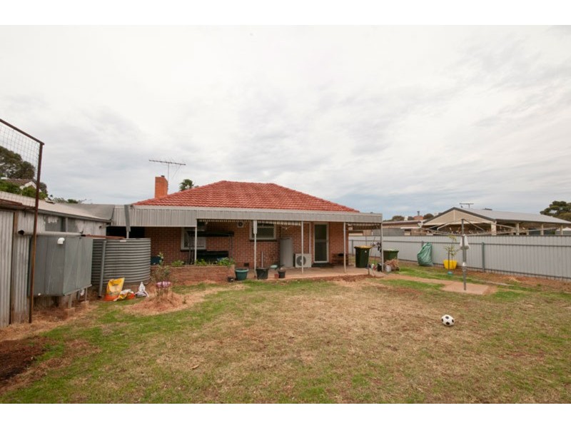 9 Hibiscus Street, Elizabeth Vale SA 5112