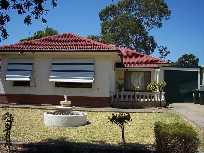 4 Stafford  Street, Clearview SA 5085