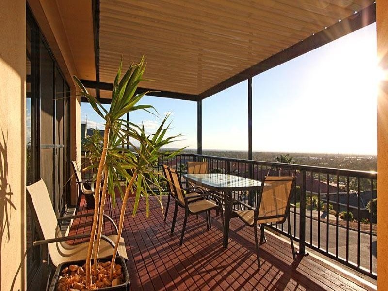 16 Cambridge Terrace, Hillbank SA 5112