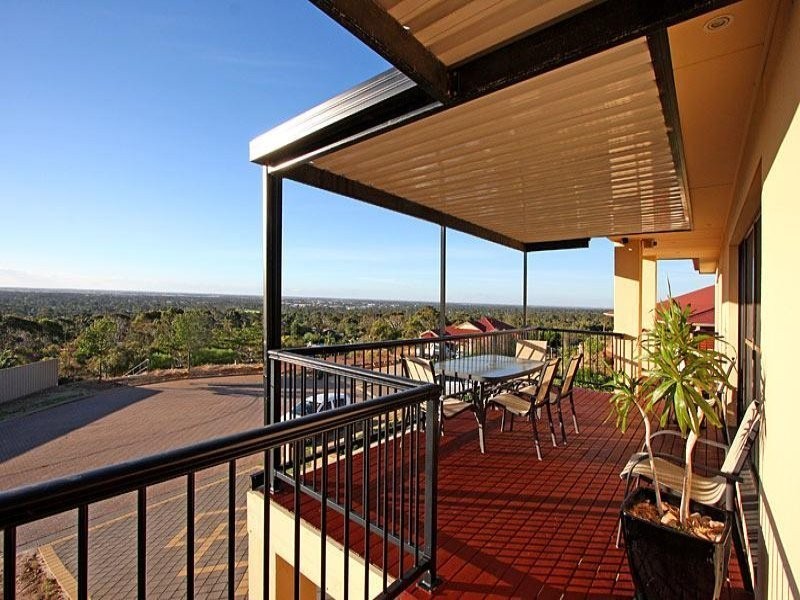 16 Cambridge Terrace, Hillbank SA 5112