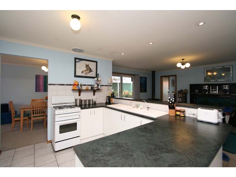 18 Comley Court, Salisbury Plain SA 5109