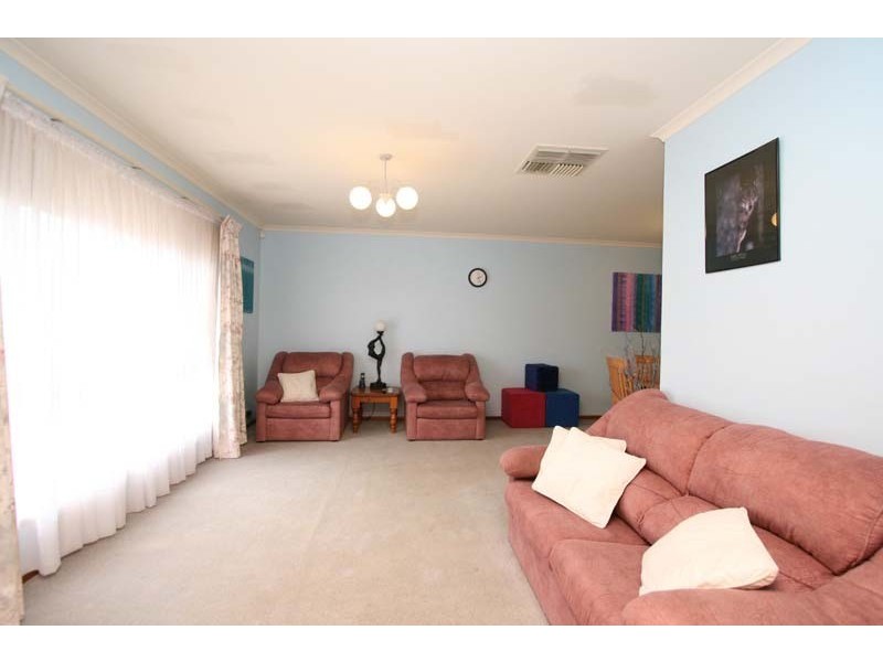 18 Comley Court, Salisbury Plain SA 5109