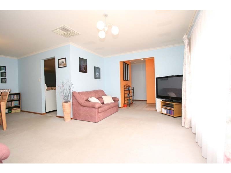 18 Comley Court, Salisbury Plain SA 5109