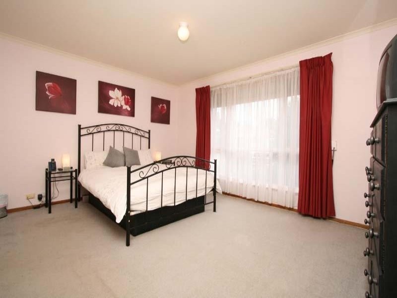 18 Comley Court, Salisbury Plain SA 5109