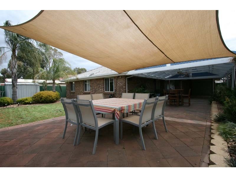 18 Comley Court, Salisbury Plain SA 5109