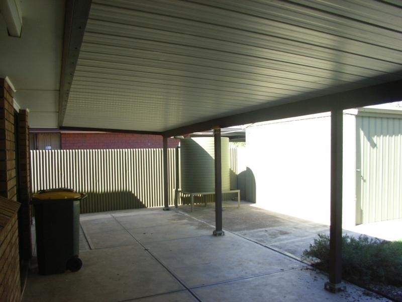 100 Kensington Way, Burton SA 5110