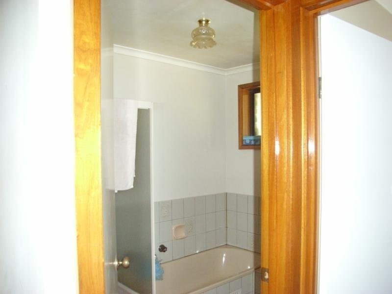 100 Kensington Way, Burton SA 5110