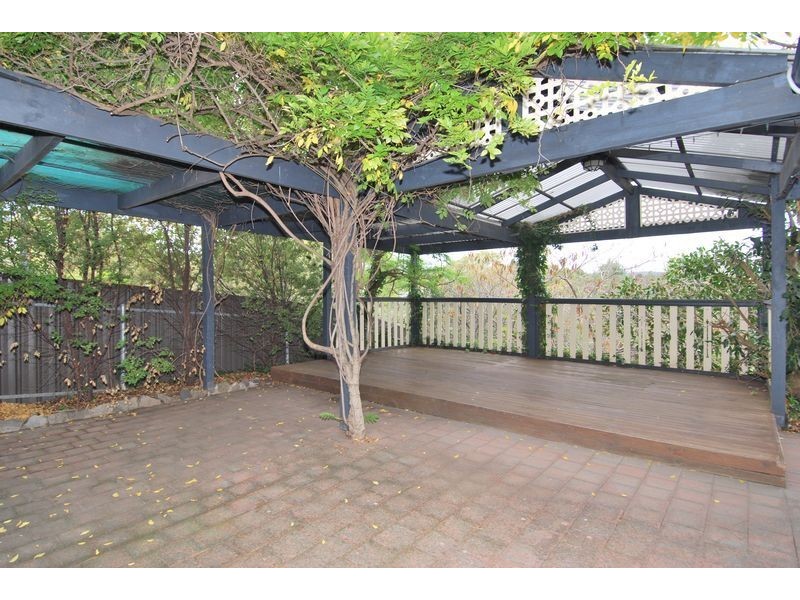 27 De Pledge Court, Wynn Vale SA 5127