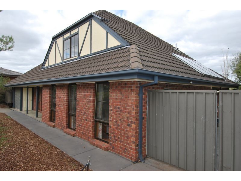 27 De Pledge Court, Wynn Vale SA 5127