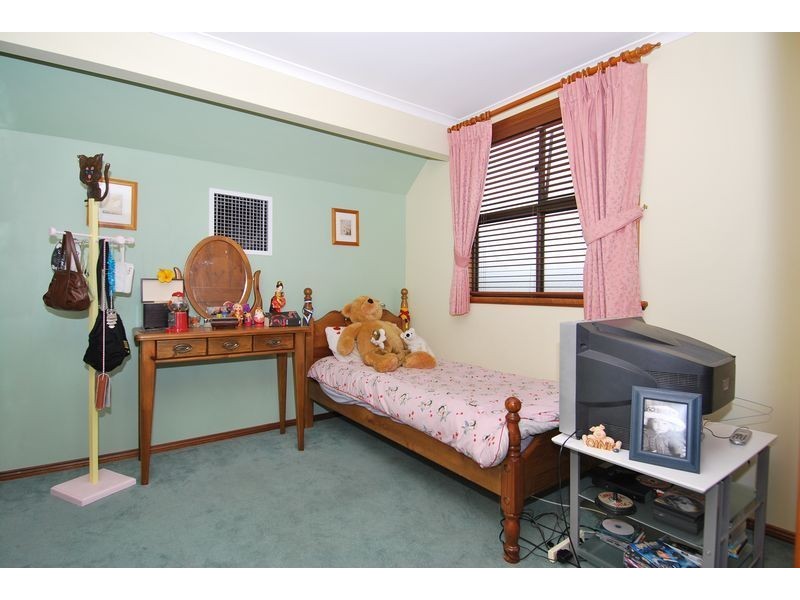 27 De Pledge Court, Wynn Vale SA 5127