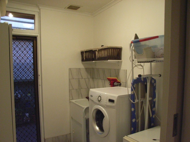 10 Montrose Avenue, Para Hills SA 5096