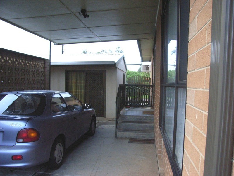 10 Montrose Avenue, Para Hills SA 5096